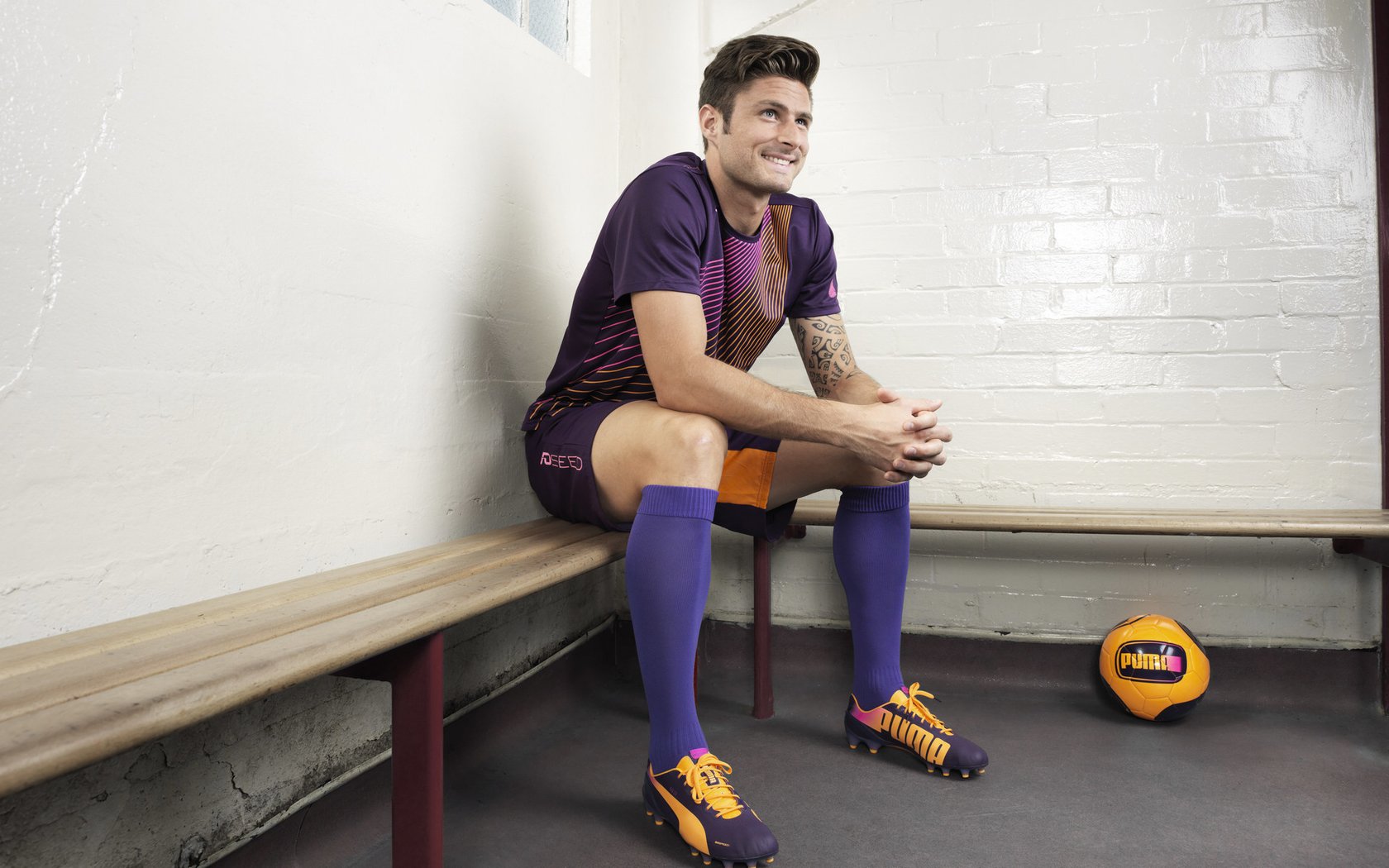 传奇再续：那些“传承”经典的年轻球员们，足坛十大年轻球员